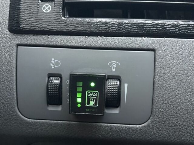 Серый Шевроле Лачетти, объемом двигателя 1.8 л и пробегом 294 тыс. км за 3900 $, фото 19 на Automoto.ua