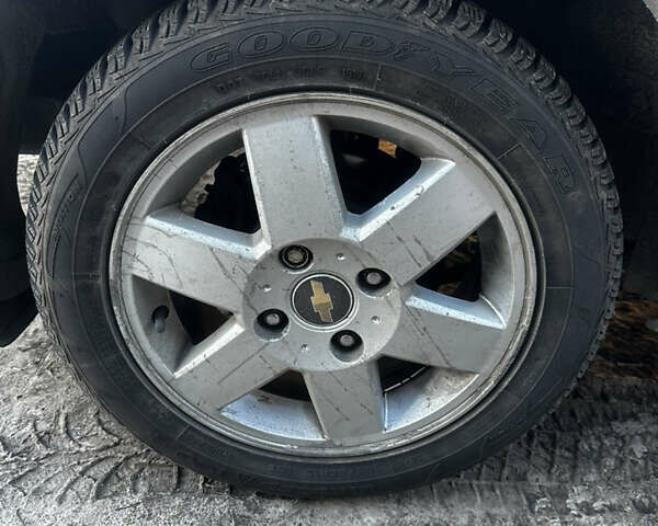 Серый Шевроле Лачетти, объемом двигателя 1.8 л и пробегом 122 тыс. км за 4700 $, фото 10 на Automoto.ua