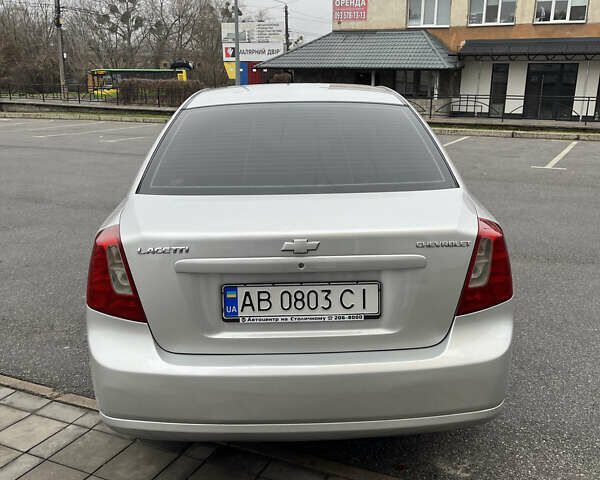 Сірий Шевроле Лачетті, об'ємом двигуна 1.6 л та пробігом 240 тис. км за 4400 $, фото 4 на Automoto.ua