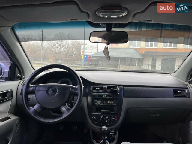 Сірий Шевроле Лачетті, об'ємом двигуна 1.6 л та пробігом 240 тис. км за 4400 $, фото 10 на Automoto.ua