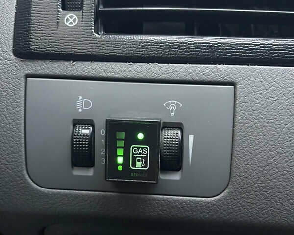 Серый Шевроле Лачетти, объемом двигателя 1.8 л и пробегом 294 тыс. км за 3900 $, фото 19 на Automoto.ua