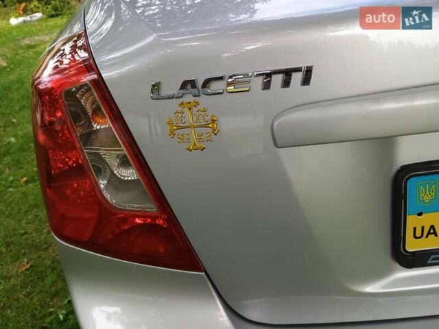 Сірий Шевроле Лачетті, об'ємом двигуна 1.6 л та пробігом 238 тис. км за 3999 $, фото 36 на Automoto.ua