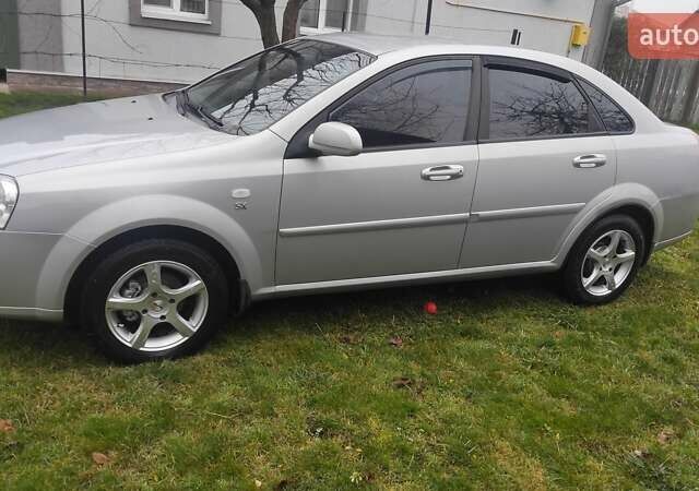 Серый Шевроле Лачетти, объемом двигателя 1.8 л и пробегом 209 тыс. км за 3700 $, фото 9 на Automoto.ua