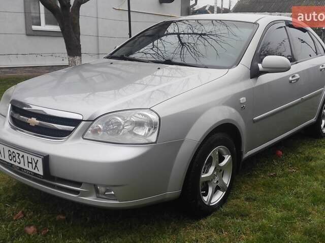 Серый Шевроле Лачетти, объемом двигателя 1.8 л и пробегом 209 тыс. км за 3700 $, фото 3 на Automoto.ua