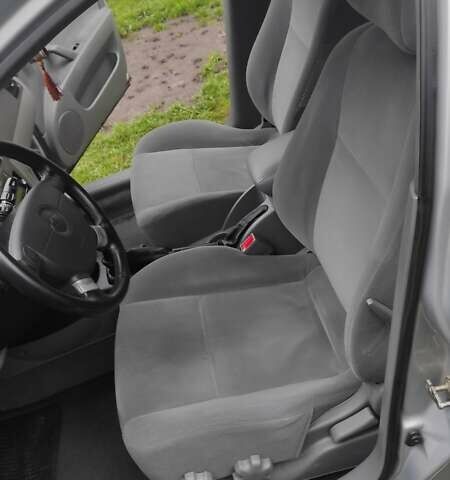 Серый Шевроле Лачетти, объемом двигателя 1.8 л и пробегом 209 тыс. км за 3700 $, фото 15 на Automoto.ua