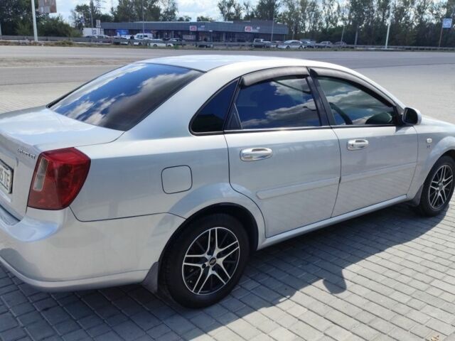 Сірий Шевроле Лачетті, об'ємом двигуна 1.8 л та пробігом 220 тис. км за 5600 $, фото 5 на Automoto.ua