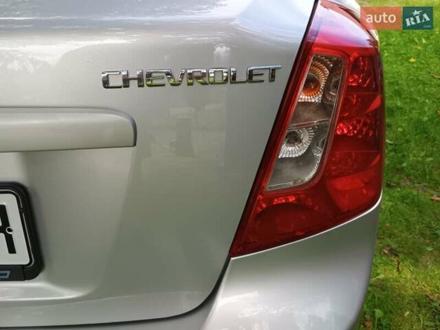 Серый Шевроле Лачетти, объемом двигателя 1.6 л и пробегом 238 тыс. км за 3850 $, фото 38 на Automoto.ua