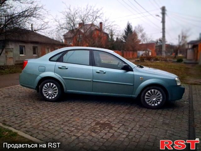 Серый Шевроле Лачетти, объемом двигателя 1.6 л и пробегом 280 тыс. км за 2600 $, фото 1 на Automoto.ua