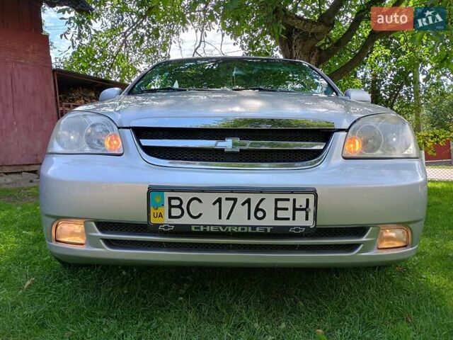 Серый Шевроле Лачетти, объемом двигателя 1.6 л и пробегом 238 тыс. км за 3850 $, фото 52 на Automoto.ua