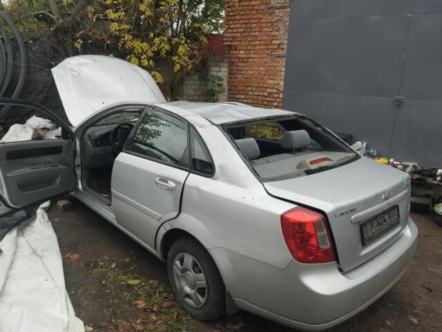Серый Шевроле Лачетти, объемом двигателя 0 л и пробегом 180 тыс. км за 1000 $, фото 7 на Automoto.ua