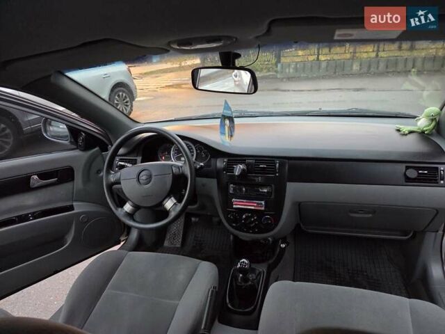 Сірий Шевроле Лачетті, об'ємом двигуна 1.8 л та пробігом 199 тис. км за 4200 $, фото 2 на Automoto.ua