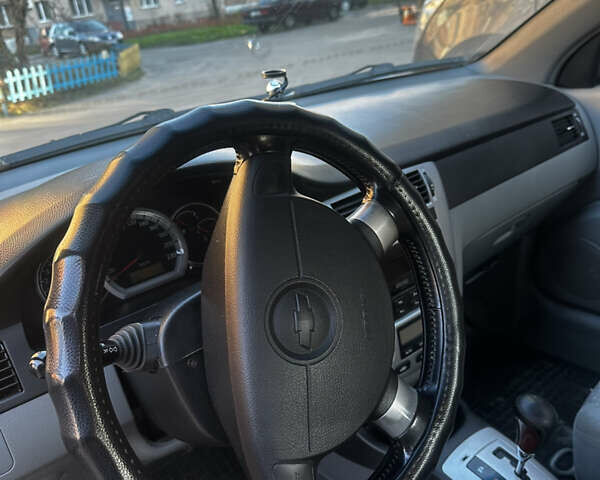 Серый Шевроле Лачетти, объемом двигателя 1.8 л и пробегом 122 тыс. км за 4700 $, фото 18 на Automoto.ua