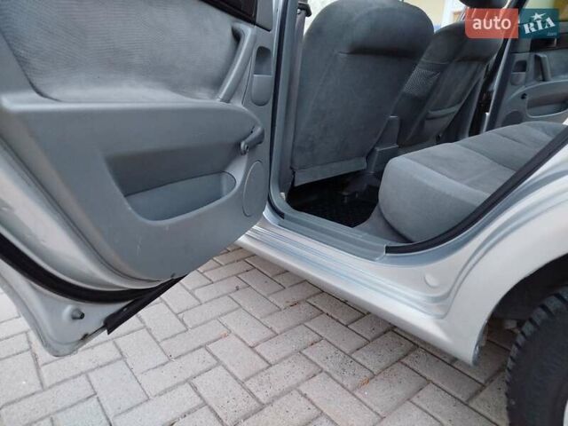 Серый Шевроле Лачетти, объемом двигателя 1.6 л и пробегом 290 тыс. км за 3850 $, фото 24 на Automoto.ua