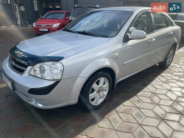 Серый Шевроле Лачетти, объемом двигателя 1.8 л и пробегом 225 тыс. км за 4400 $, фото 7 на Automoto.ua