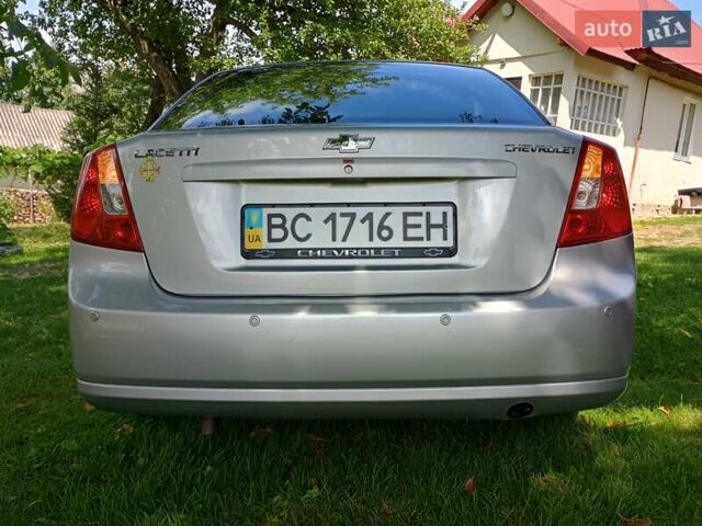 Серый Шевроле Лачетти, объемом двигателя 1.6 л и пробегом 238 тыс. км за 3850 $, фото 49 на Automoto.ua