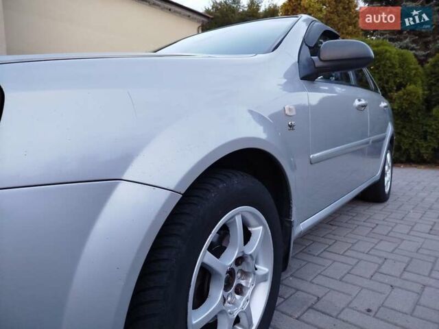 Серый Шевроле Лачетти, объемом двигателя 1.6 л и пробегом 290 тыс. км за 3850 $, фото 14 на Automoto.ua