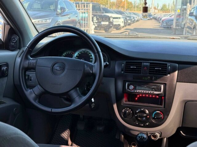 Серый Шевроле Лачетти, объемом двигателя 1.8 л и пробегом 158 тыс. км за 4950 $, фото 23 на Automoto.ua