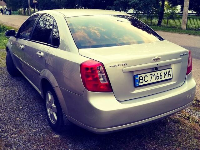 Сірий Шевроле Лачетті, об'ємом двигуна 1.8 л та пробігом 290 тис. км за 3600 $, фото 1 на Automoto.ua