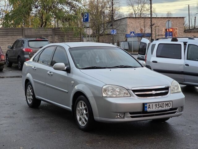 Серый Шевроле Лачетти, объемом двигателя 1.8 л и пробегом 199 тыс. км за 4200 $, фото 1 на Automoto.ua