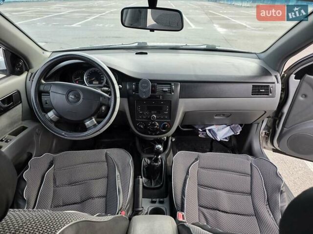 Сірий Шевроле Лачетті, об'ємом двигуна 1.8 л та пробігом 167 тис. км за 4000 $, фото 19 на Automoto.ua