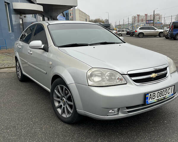 Сірий Шевроле Лачетті, об'ємом двигуна 1.6 л та пробігом 240 тис. км за 4400 $, фото 9 на Automoto.ua