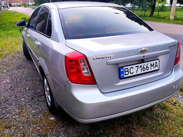 Сірий Шевроле Лачетті, об'ємом двигуна 1.8 л та пробігом 290 тис. км за 3600 $, фото 3 на Automoto.ua