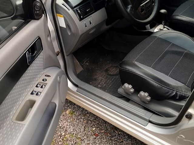 Сірий Шевроле Лачетті, об'ємом двигуна 1.8 л та пробігом 290 тис. км за 3600 $, фото 10 на Automoto.ua