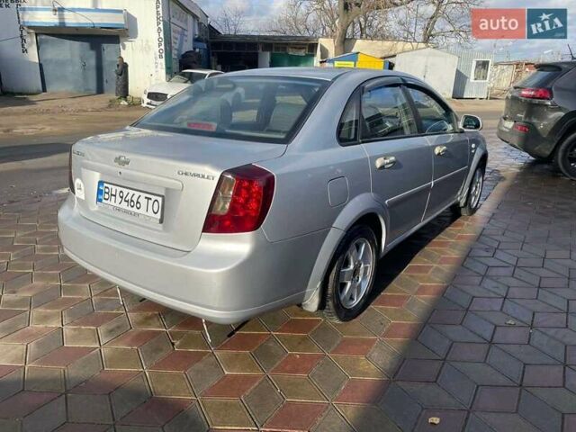 Серый Шевроле Лачетти, объемом двигателя 1.8 л и пробегом 225 тыс. км за 4400 $, фото 1 на Automoto.ua