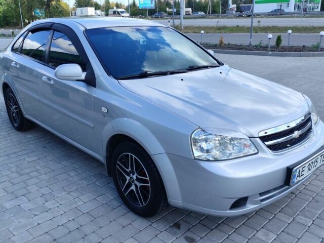 Сірий Шевроле Лачетті, об'ємом двигуна 1.8 л та пробігом 220 тис. км за 5600 $, фото 1 на Automoto.ua