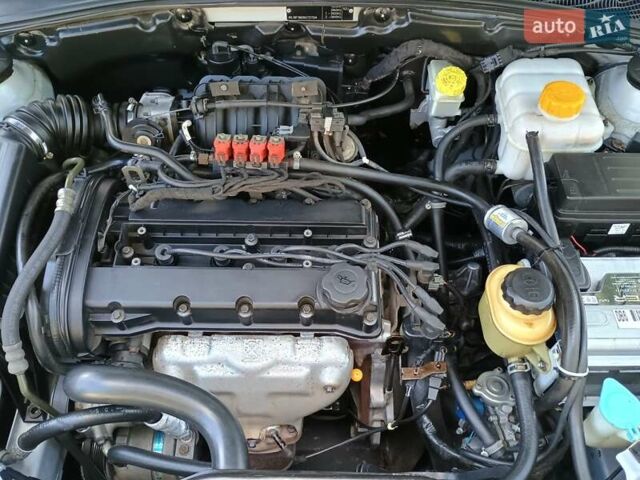 Сірий Шевроле Лачетті, об'ємом двигуна 1.6 л та пробігом 238 тис. км за 3999 $, фото 61 на Automoto.ua