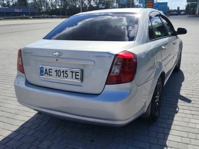 Сірий Шевроле Лачетті, об'ємом двигуна 1.8 л та пробігом 220 тис. км за 5600 $, фото 4 на Automoto.ua