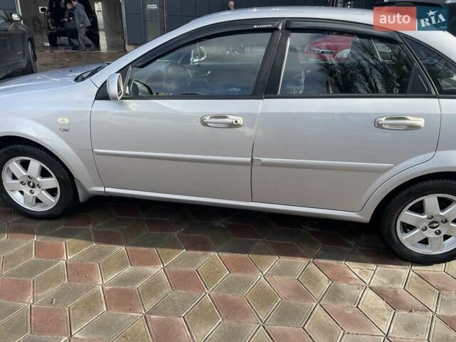 Серый Шевроле Лачетти, объемом двигателя 1.8 л и пробегом 225 тыс. км за 4400 $, фото 6 на Automoto.ua