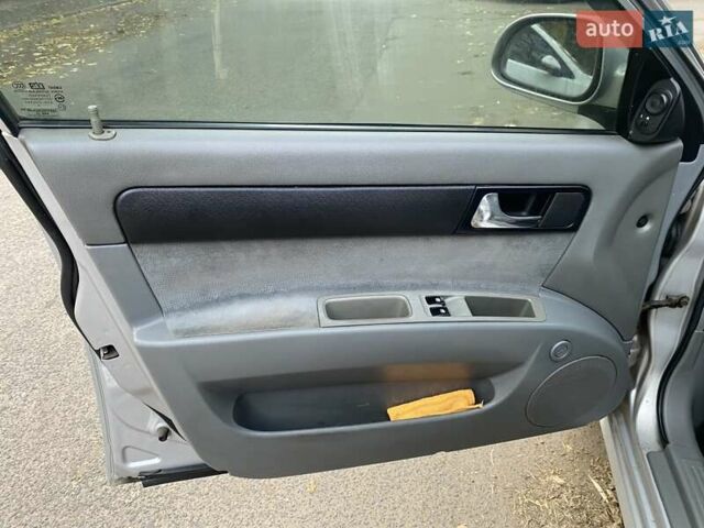 Серый Шевроле Лачетти, объемом двигателя 1.8 л и пробегом 224 тыс. км за 3200 $, фото 9 на Automoto.ua