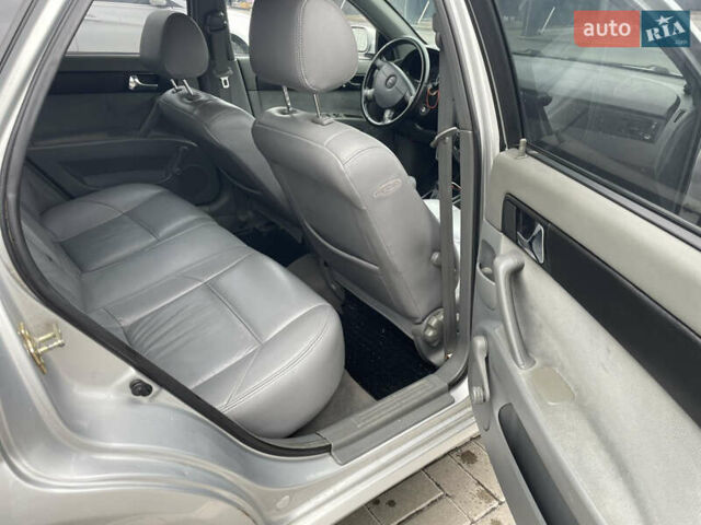 Серый Шевроле Лачетти, объемом двигателя 1.8 л и пробегом 309 тыс. км за 4499 $, фото 11 на Automoto.ua