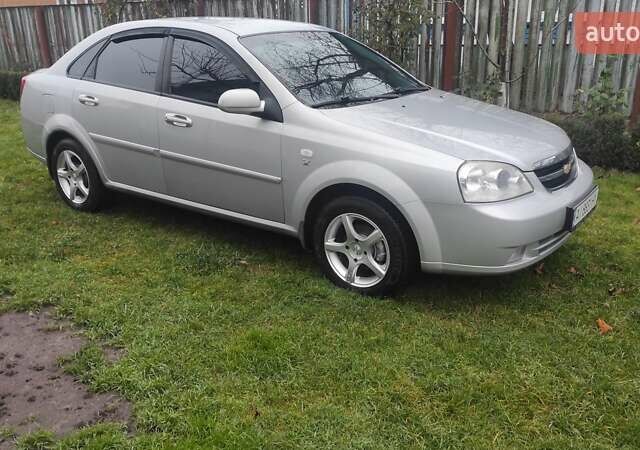 Серый Шевроле Лачетти, объемом двигателя 1.8 л и пробегом 209 тыс. км за 3700 $, фото 26 на Automoto.ua