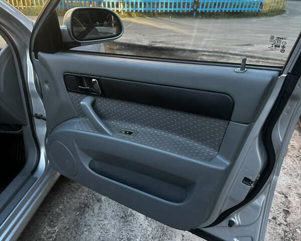 Серый Шевроле Лачетти, объемом двигателя 1.8 л и пробегом 122 тыс. км за 4700 $, фото 11 на Automoto.ua