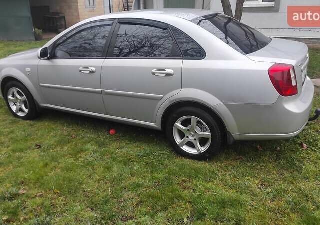 Серый Шевроле Лачетти, объемом двигателя 1.8 л и пробегом 209 тыс. км за 3700 $, фото 29 на Automoto.ua