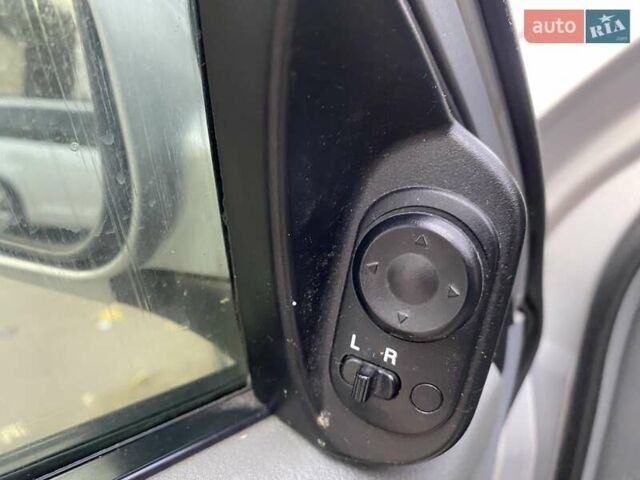 Серый Шевроле Лачетти, объемом двигателя 1.8 л и пробегом 224 тыс. км за 3200 $, фото 16 на Automoto.ua