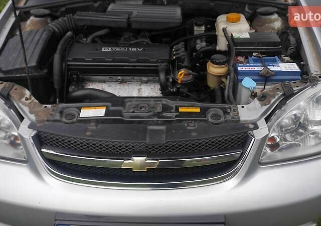 Серый Шевроле Лачетти, объемом двигателя 1.8 л и пробегом 209 тыс. км за 3700 $, фото 24 на Automoto.ua