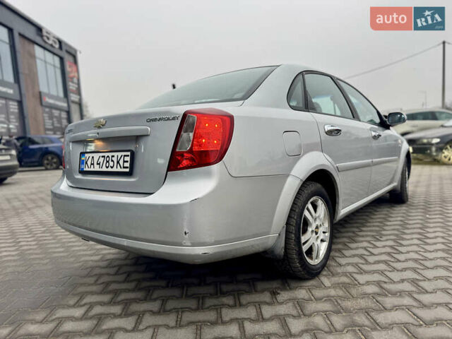 Серый Шевроле Лачетти, объемом двигателя 1.8 л и пробегом 125 тыс. км за 4700 $, фото 4 на Automoto.ua
