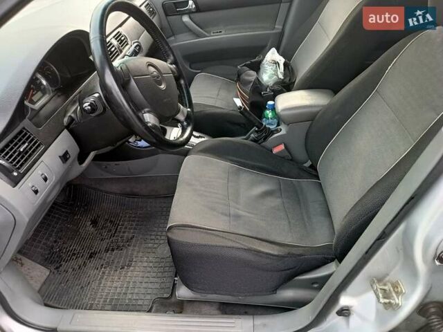 Серый Шевроле Лачетти, объемом двигателя 1.8 л и пробегом 459 тыс. км за 2999 $, фото 1 на Automoto.ua