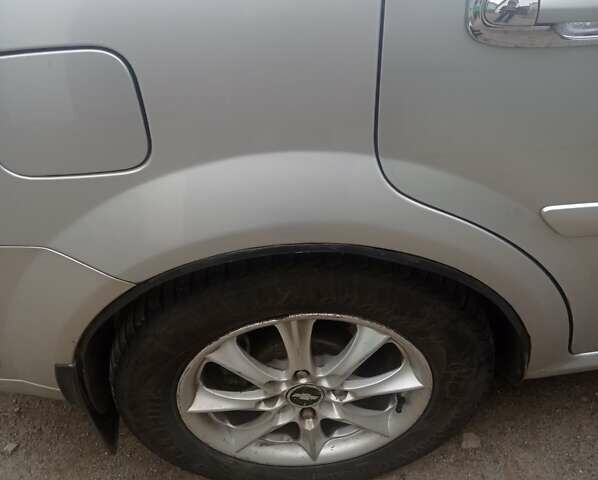 Сірий Шевроле Лачетті, об'ємом двигуна 1.6 л та пробігом 200 тис. км за 4000 $, фото 5 на Automoto.ua