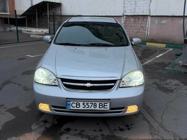 Серый Шевроле Лачетти, объемом двигателя 1.8 л и пробегом 220 тыс. км за 4000 $, фото 11 на Automoto.ua