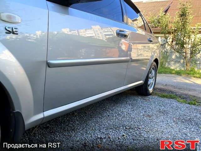 Серый Шевроле Лачетти, объемом двигателя 1.6 л и пробегом 225 тыс. км за 4500 $, фото 1 на Automoto.ua