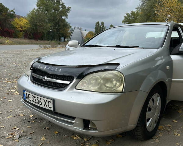 Серый Шевроле Лачетти, объемом двигателя 1.6 л и пробегом 255 тыс. км за 3600 $, фото 31 на Automoto.ua
