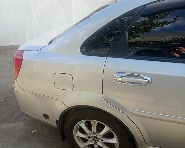 Сірий Шевроле Лачетті, об'ємом двигуна 1.6 л та пробігом 200 тис. км за 4000 $, фото 14 на Automoto.ua