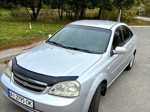 Серый Шевроле Лачетти, объемом двигателя 1.8 л и пробегом 260 тыс. км за 3850 $, фото 5 на Automoto.ua