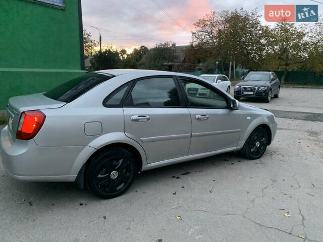 Серый Шевроле Лачетти, объемом двигателя 1.8 л и пробегом 294 тыс. км за 2600 $, фото 4 на Automoto.ua