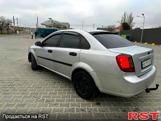 Сірий Шевроле Лачетті, об'ємом двигуна 1.6 л та пробігом 400 тис. км за 3800 $, фото 4 на Automoto.ua