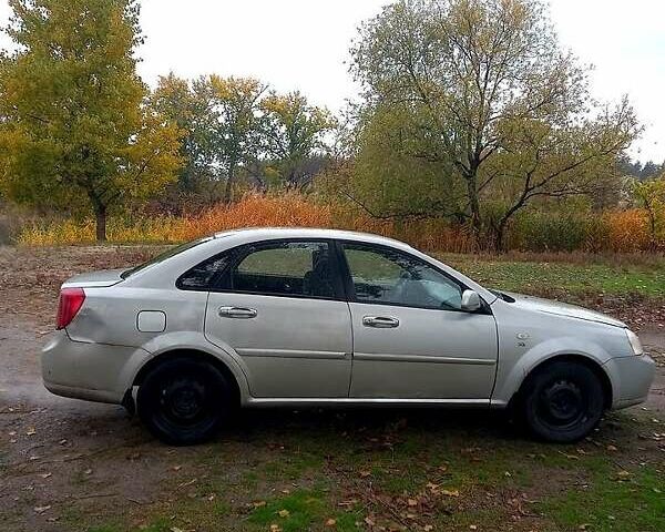 Сірий Шевроле Лачетті, об'ємом двигуна 1.8 л та пробігом 280 тис. км за 2999 $, фото 2 на Automoto.ua